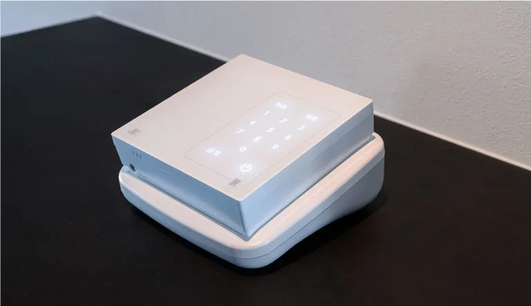 コンパクトでインテリアになじむポータブル型